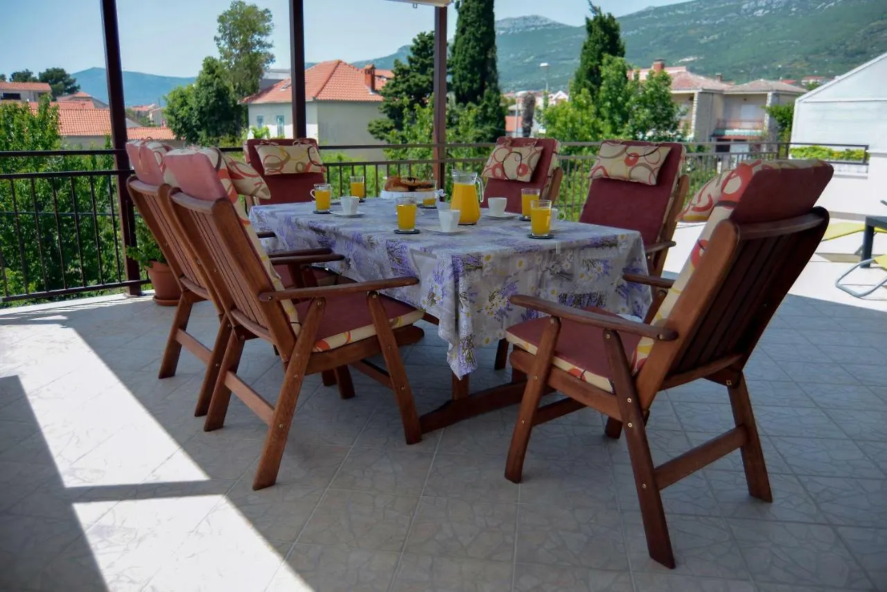 City Roof Top Apartment Cambi Kastela Croatia